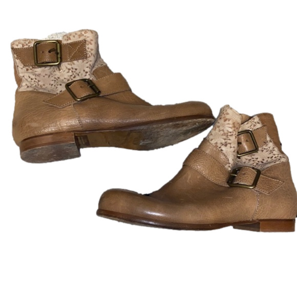 Leather boots with lace top - Picture 1 of 7